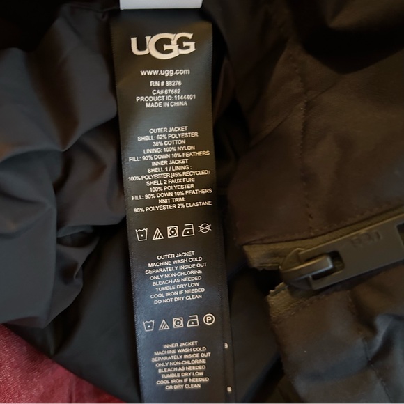 NWT UGG Adirondack Parka 2.0 Women’s M - Picture 8 of 8